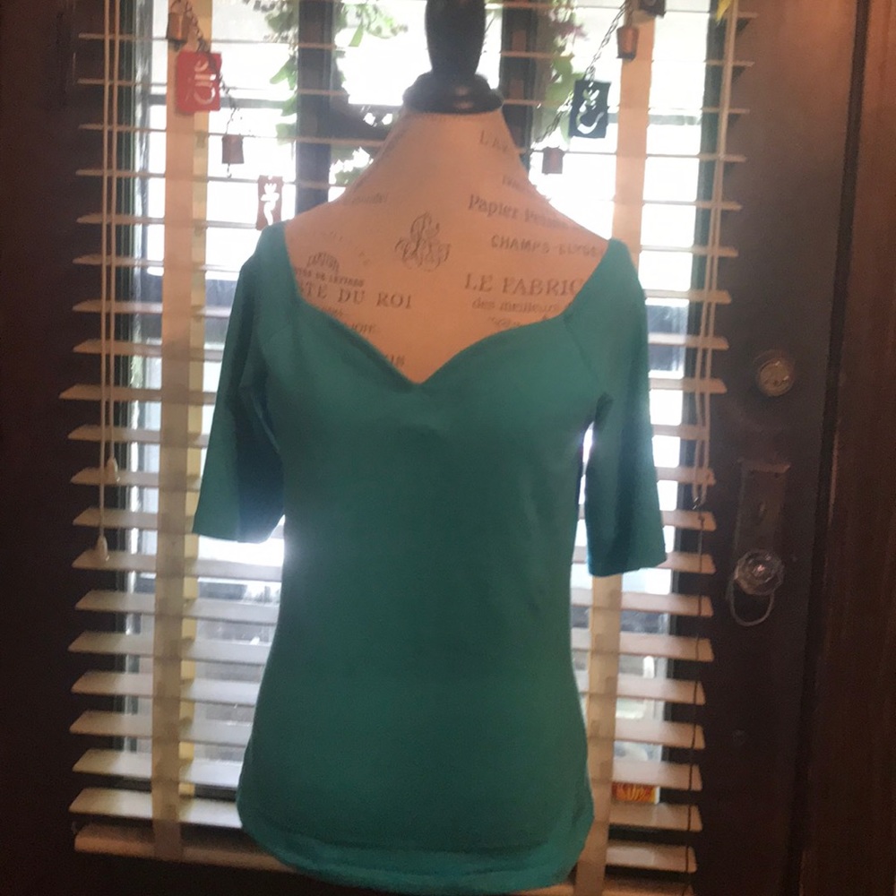 Soft Surroundings Shirt w/ built in shelf bra